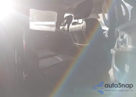 2010 Dodge Ram 1500 Slt/Sport/Trx z USA, uszkodzony, nr VIN 1D7RB1CT4AS222906